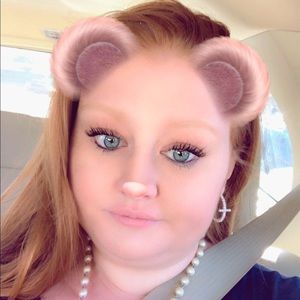 Meet your Posher, Brittney